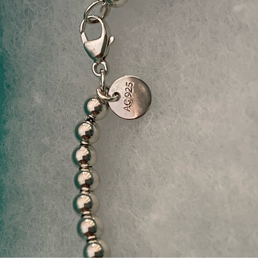 ❗️sold❗️Tiffany & Co mini bow bracelet - Picture 6 of 6